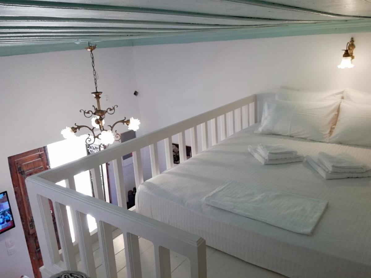 Yalos House Pera Gyalos 外观 照片