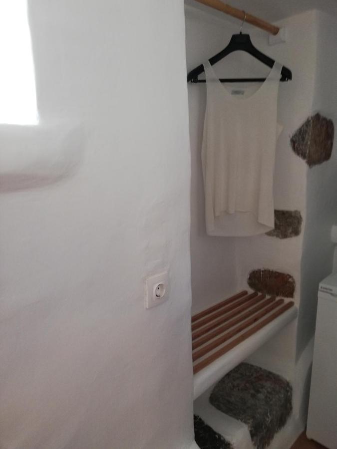 Yalos House Pera Gyalos 外观 照片